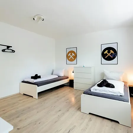 3 Bedroom Apartment *